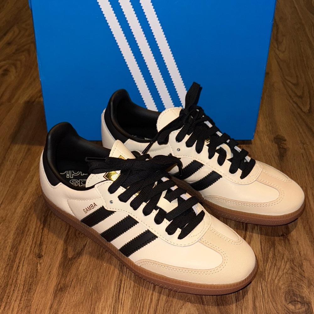 Adidas Samba Cream and Black Athletic Shoes